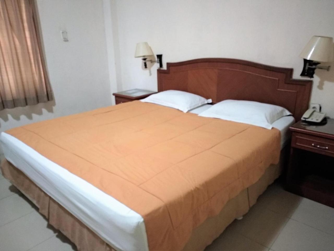 بانجارماسين Hotel Batara المظهر الخارجي الصورة